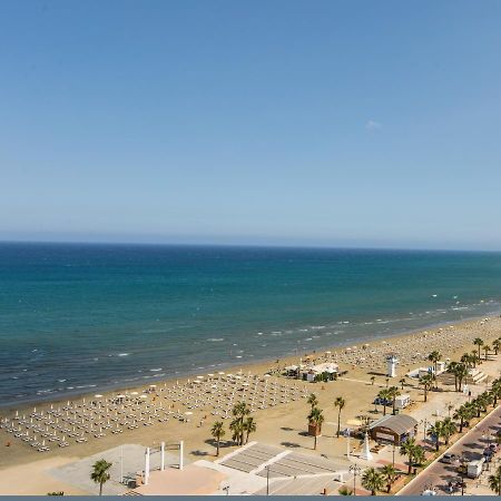 Apartmán Elena Court Apt 401 Larnaca Exteriér fotografie