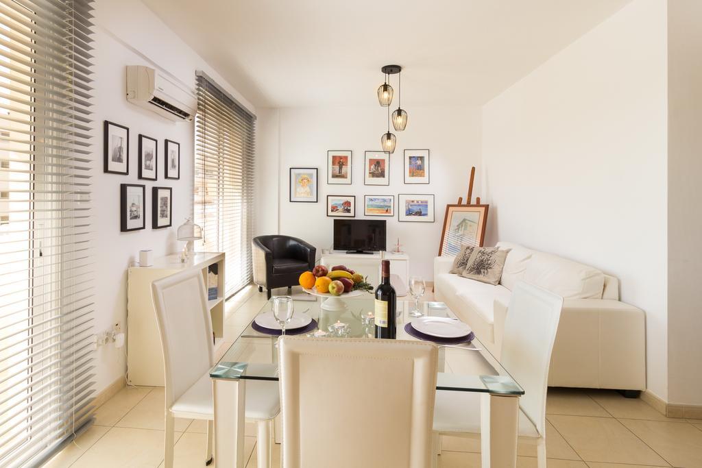 Apartmán Elena Court Apt 401 Larnaca Exteriér fotografie