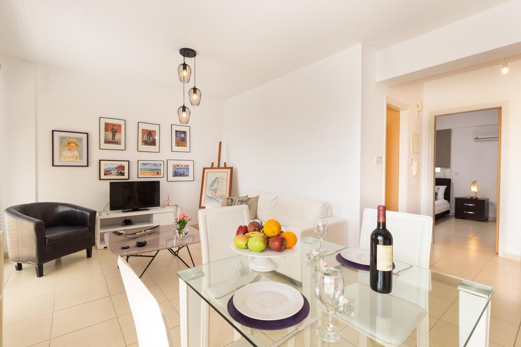 Apartmán Elena Court Apt 401 Larnaca Exteriér fotografie