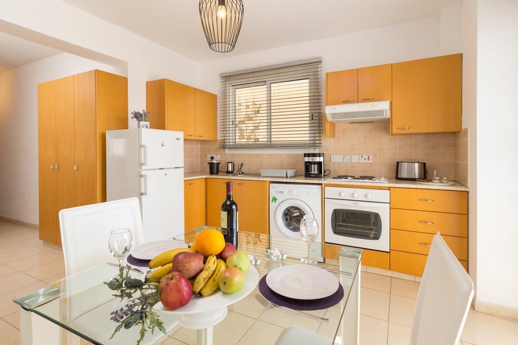 Apartmán Elena Court Apt 401 Larnaca Exteriér fotografie