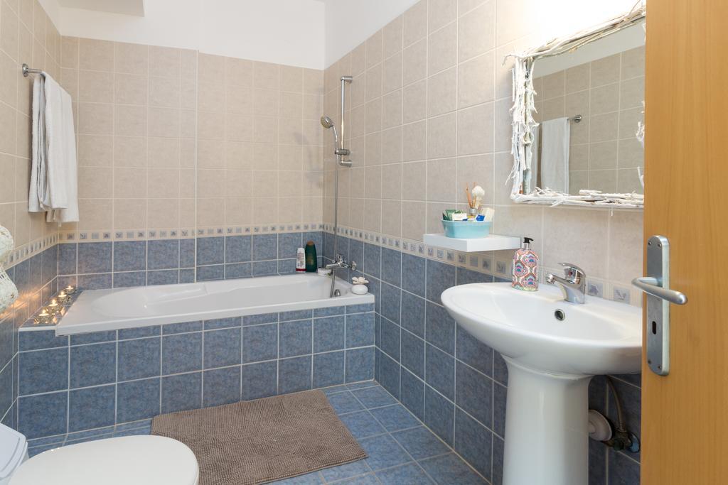 Apartmán Elena Court Apt 401 Larnaca Exteriér fotografie